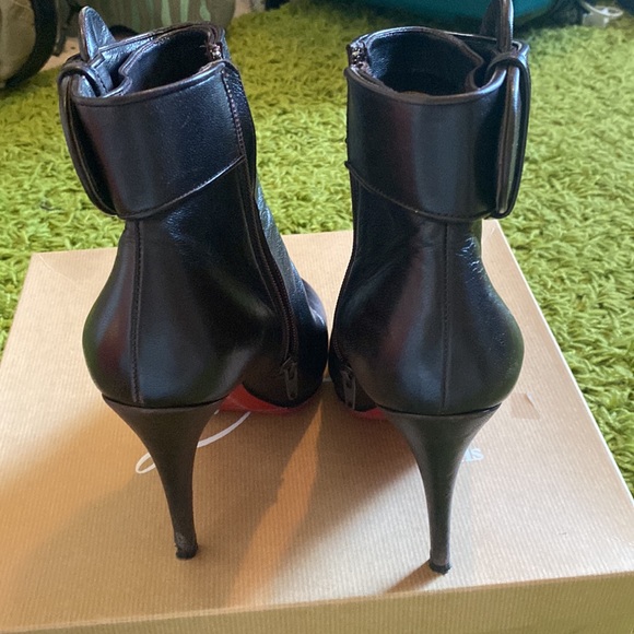 Christian Louboutin’s high heel ankle bootie - Picture 9 of 10
